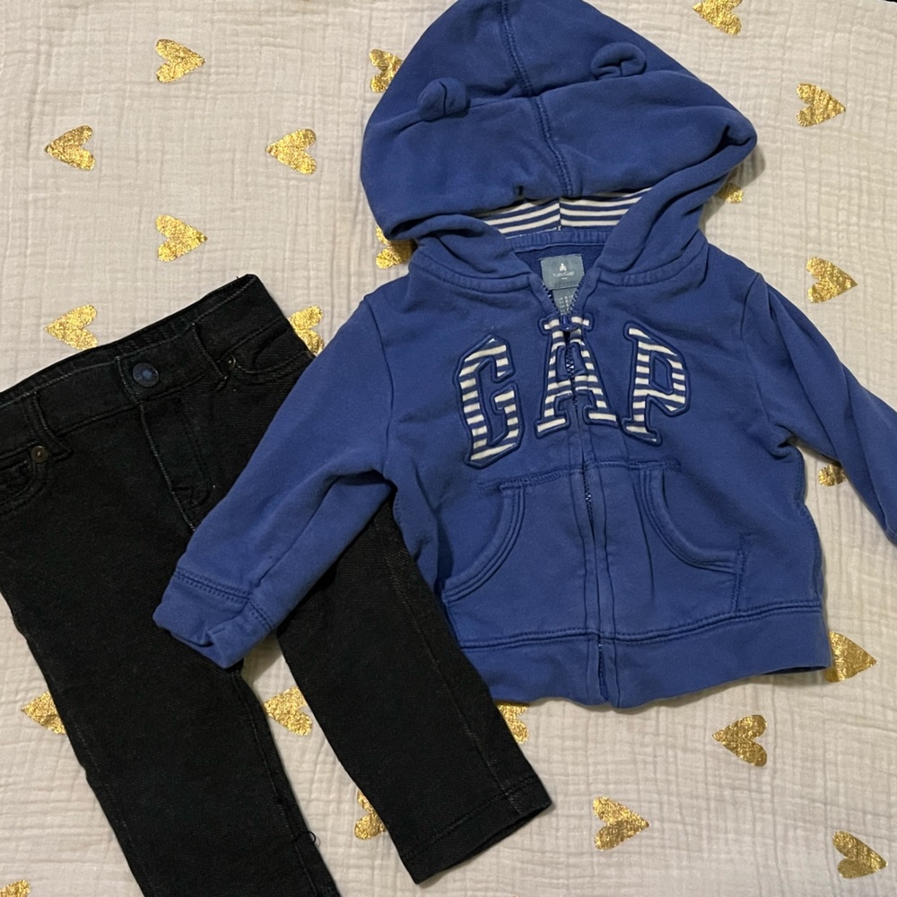 BABY GAP Classic Logo Zip Up with Jeans; 6-12 months